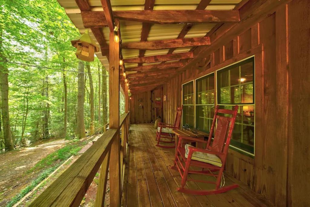 Bear Den Bungalow With Hot Tub Near Blue Ridge And Ellijay Exterior foto