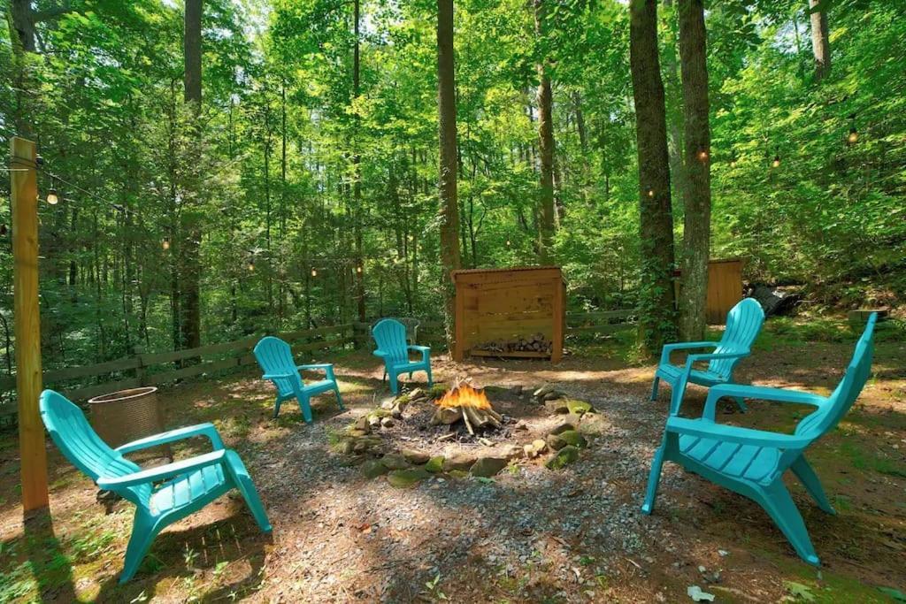 Bear Den Bungalow With Hot Tub Near Blue Ridge And Ellijay Exterior foto